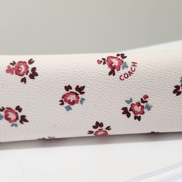 COACH Cosmetic Pouch/Bag - Floral and Cream - Picture 5 of 6